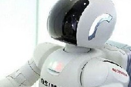 日本机器人走进日常生活 善用科技人类需要更高
