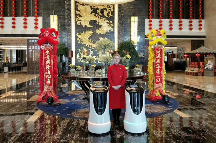 一米酒店机器人