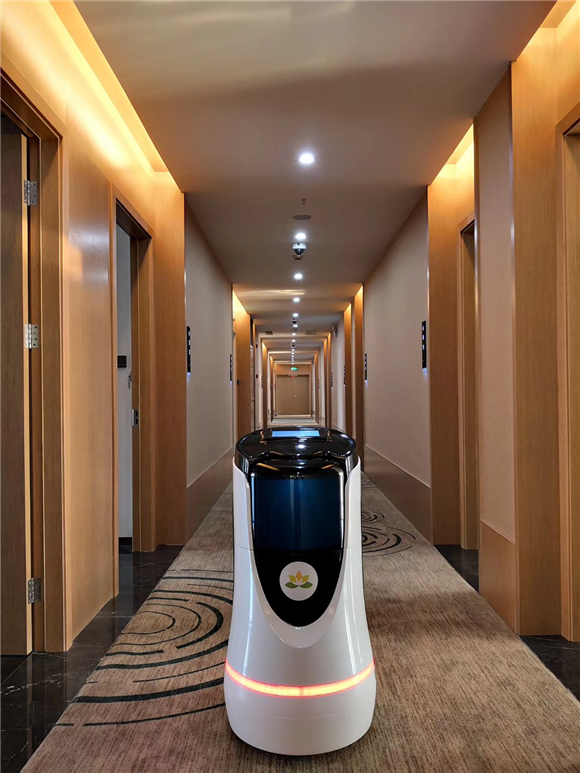 酒店机器人给人类带来幸福